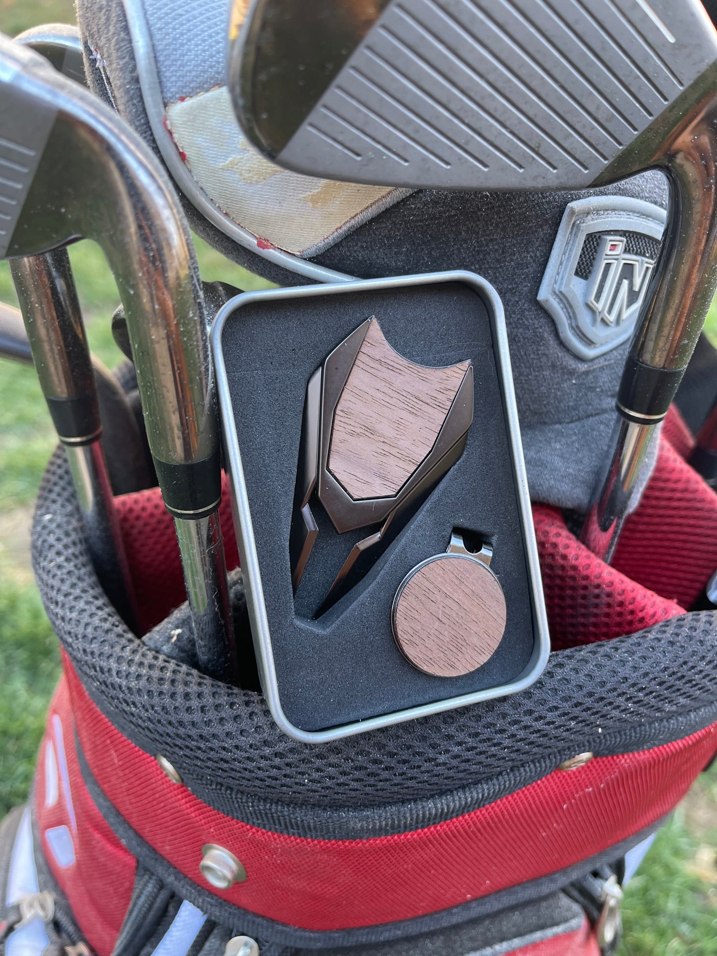 Golf Divot & Hat Marker Set