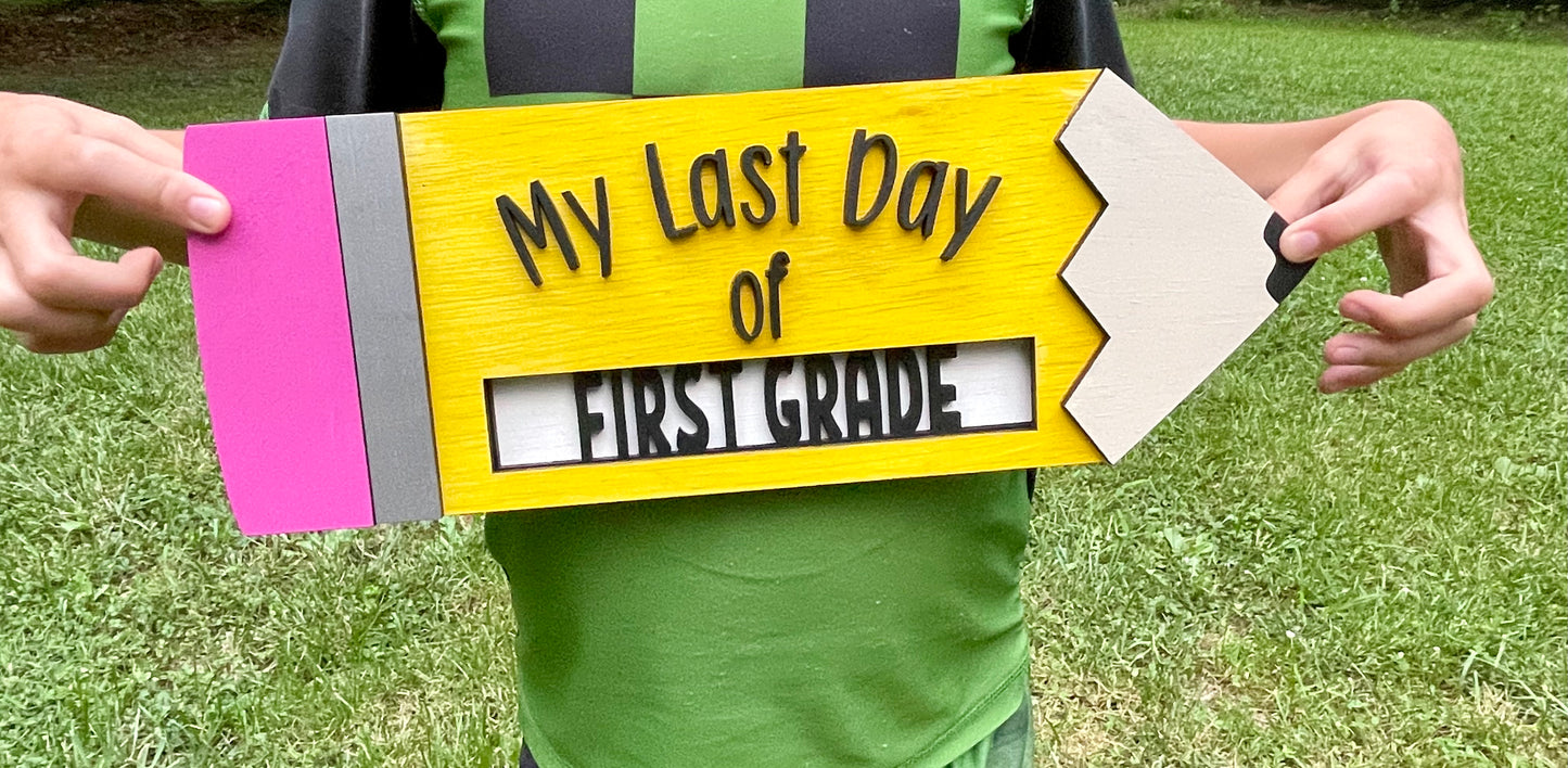 Wooden - Interchangeable Grade School Sign